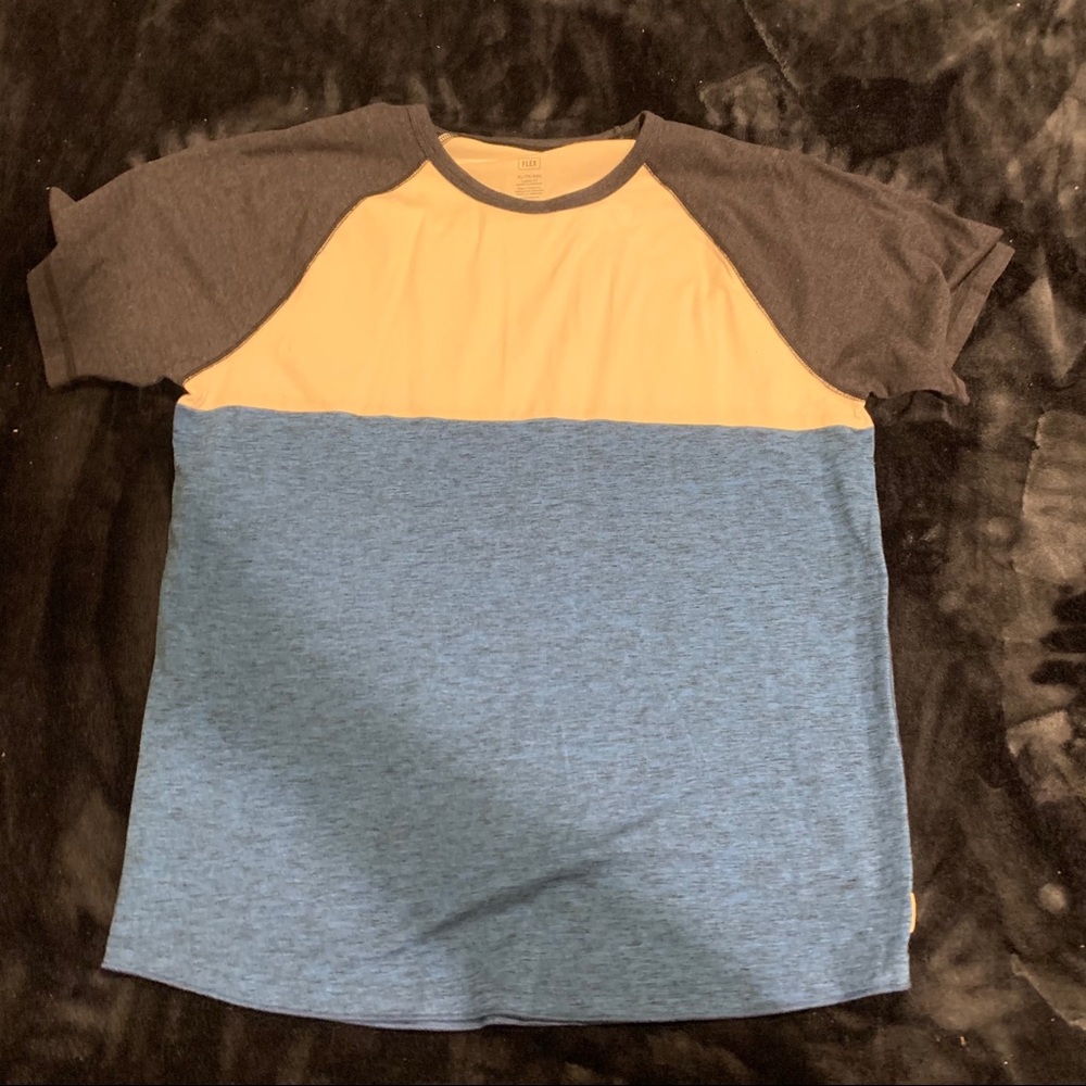 American Eagle T-shirt